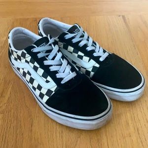Laced checkered Vans- Primary Check Old Skool